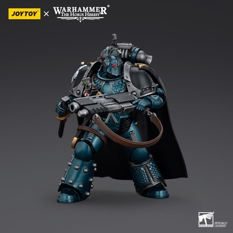 Warhammer: The Horus Heresy Alpha Legion Saboteur Consul 1/18 Scale Action Figure Gallery Image 4