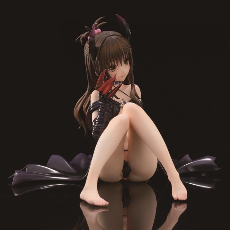 To Love-Ru Darkness Mikan Yuki (Renewal Package Darkness Ver.) 1/6 Scale Figure Gallery Image 6