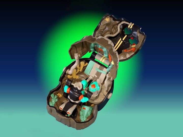 Rover Robin Quantum Realm Overtakes Skull Rider Playset
