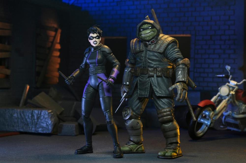 Teenage Mutant Ninja Turtles: The Last Ronin Casey Marie Action Figure with Motorcycle Gallery Image 14