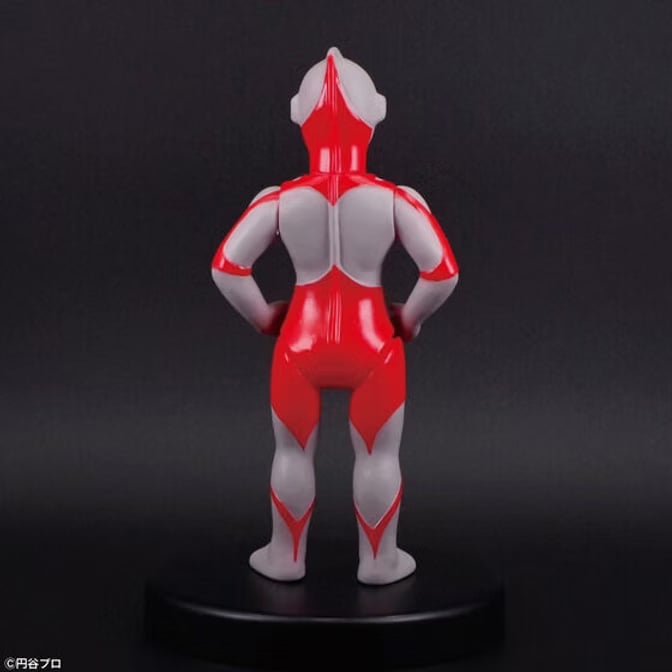 Ultraman S Ultraman (Showa Retro Color Ver.) Figure