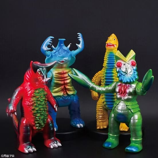 Ultraman Alien Baltan (Showa Retro Color Ver.) Figure Gallery Image 5