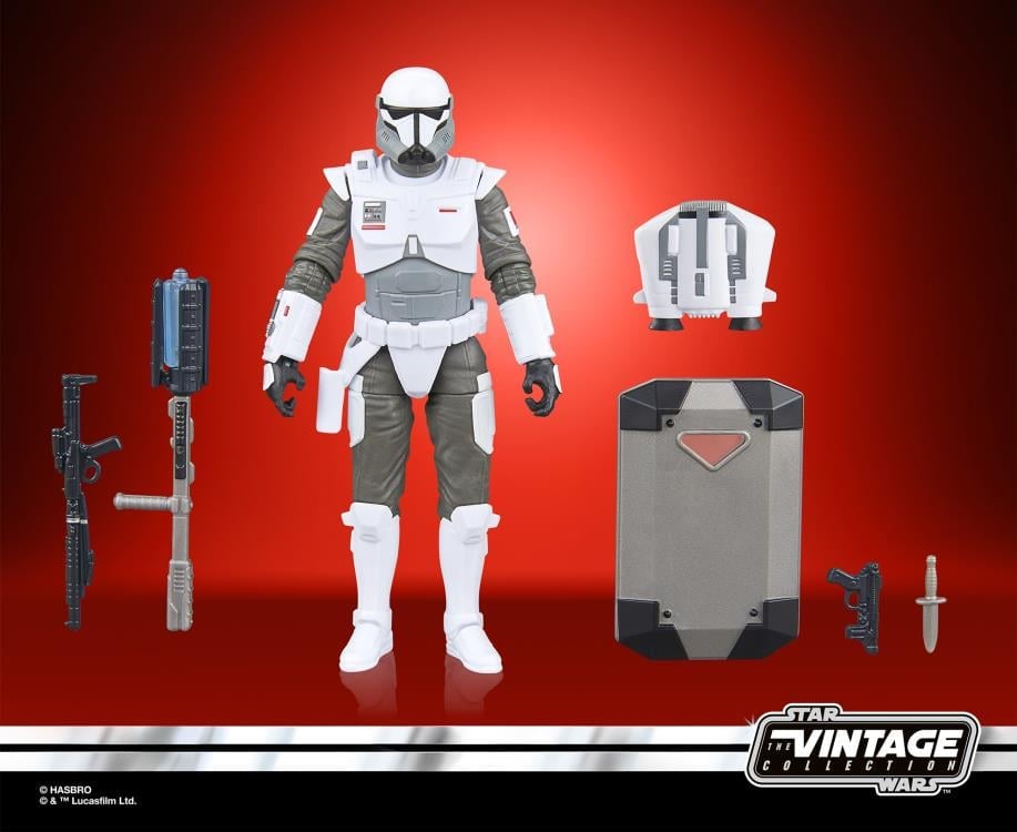 Star Wars: The Vintage Collection Imperial Armored Commando (The Mandalorian) Deluxe Action Figure Gallery Image 10