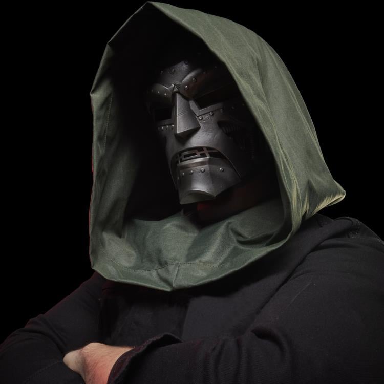 Marvel Legends Doctor Doom Helmet with Hood Replica Gallery Image 15