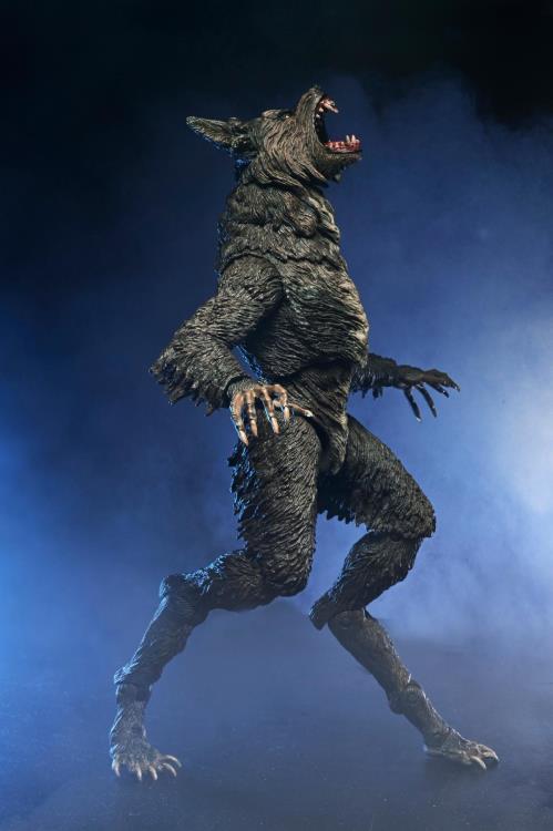 The Howling Ultimate Werewolf Action Figure Gallery Image 3
