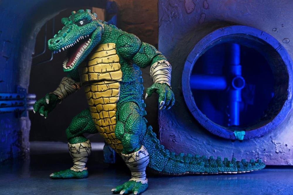Teenage Mutant Ninja Turtles Leatherhead (Mirage Comics) Deluxe Action Figure Gallery Image 4