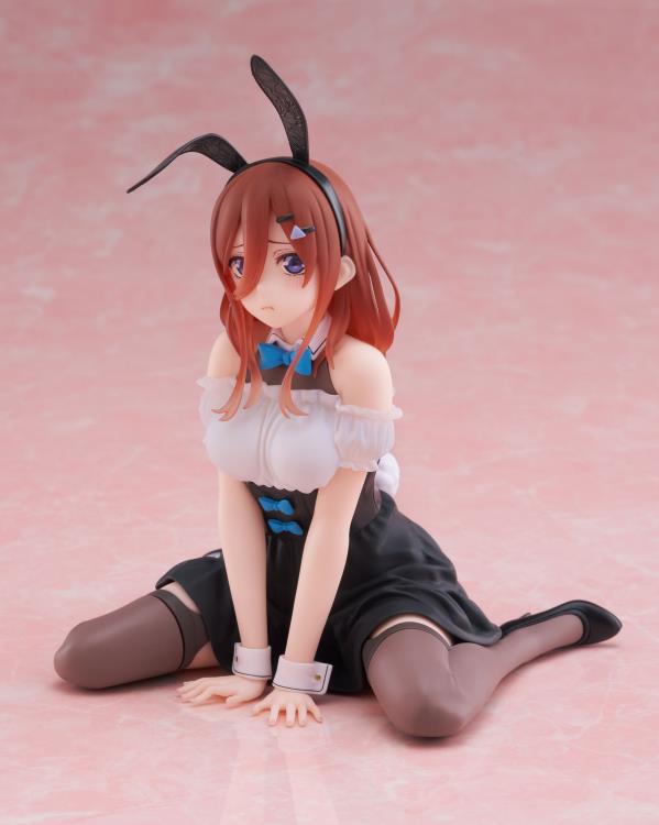 Miku Nakano 1/6スケールフィギュア Cute Night Ver. The Quintessential Quintuplets Desktop Cute Miku Nakano (Bunny Ver