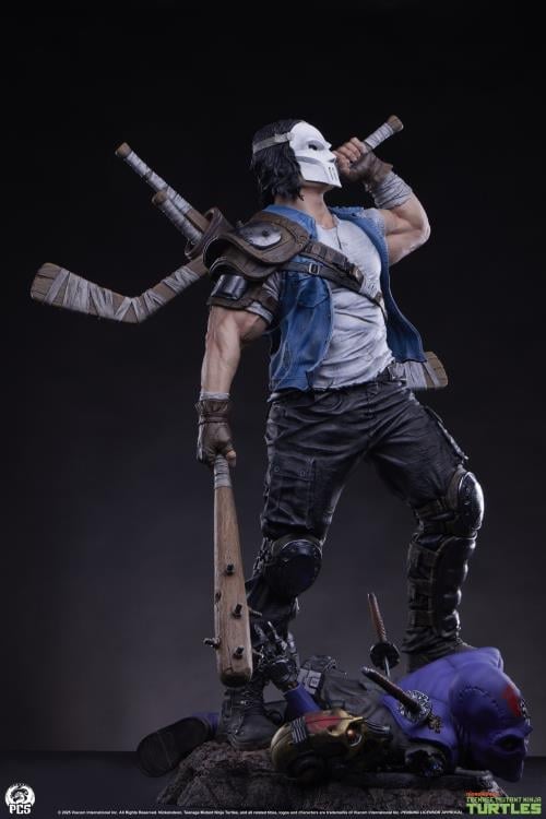 Teenage Mutant Ninja Turtles Legends Casey Jones 1/3 Scale Limited Edition Statue Gallery Image 12