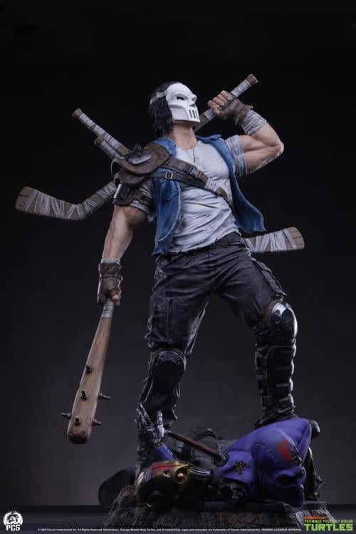 Teenage Mutant Ninja Turtles Legends Casey Jones 1/3 Scale Limited Edition Statue Gallery Image 13