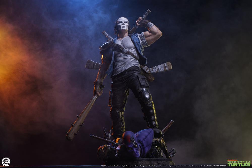 Teenage Mutant Ninja Turtles Legends Casey Jones 1/3 Scale Limited Edition Statue Gallery Image 3