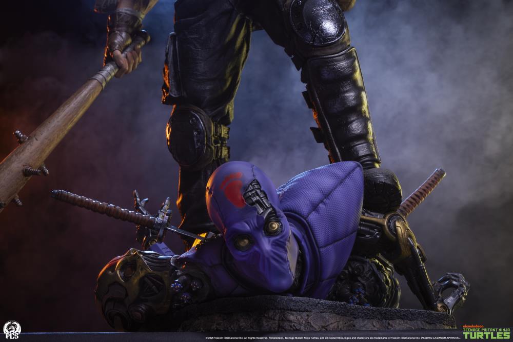 Teenage Mutant Ninja Turtles Legends Casey Jones 1/3 Scale Limited Edition Statue Gallery Image 6