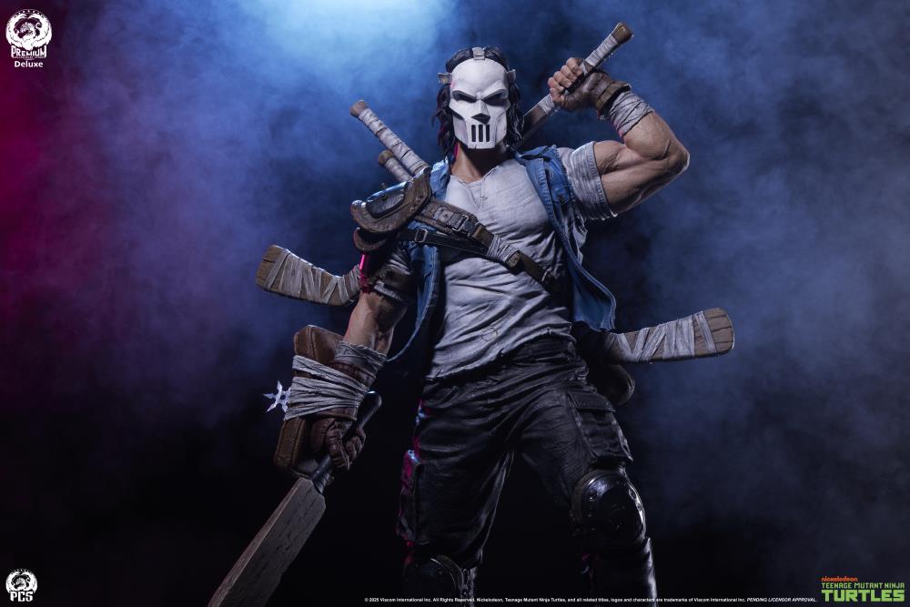 Teenage Mutant Ninja Turtles Legends Casey Jones (Deluxe Ver.) 1/3 Scale Limited Edition Statue Gallery Image 5