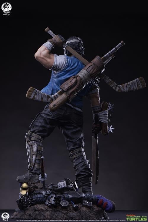 Teenage Mutant Ninja Turtles Legends Casey Jones (Deluxe Ver.) 1/3 Scale Limited Edition Statue Gallery Image 10