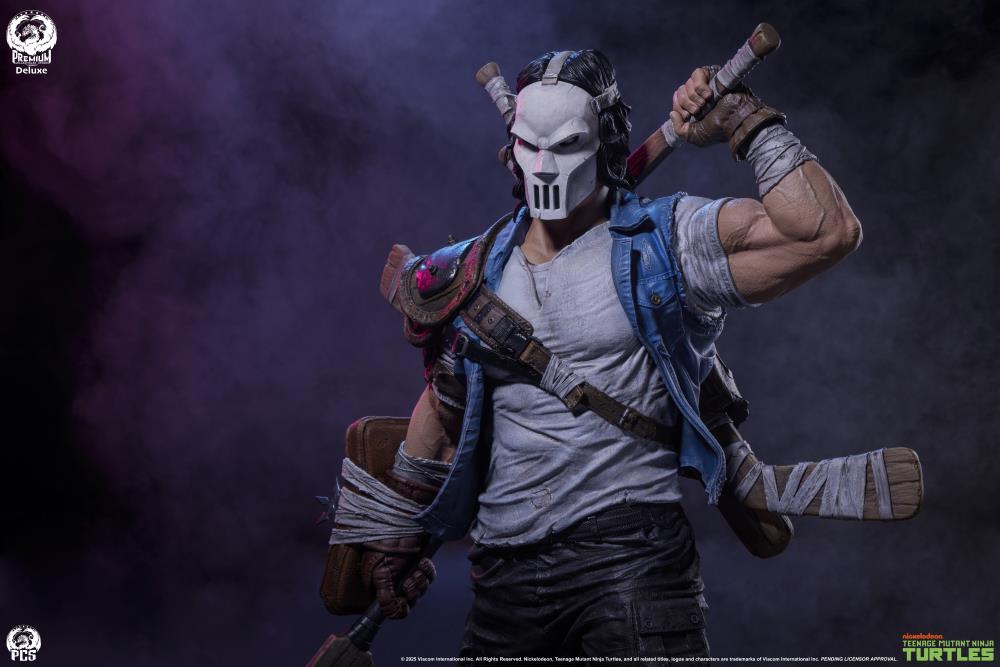 Teenage Mutant Ninja Turtles Legends Casey Jones (Deluxe Ver.) 1/3 Scale Limited Edition Statue Gallery Image 4