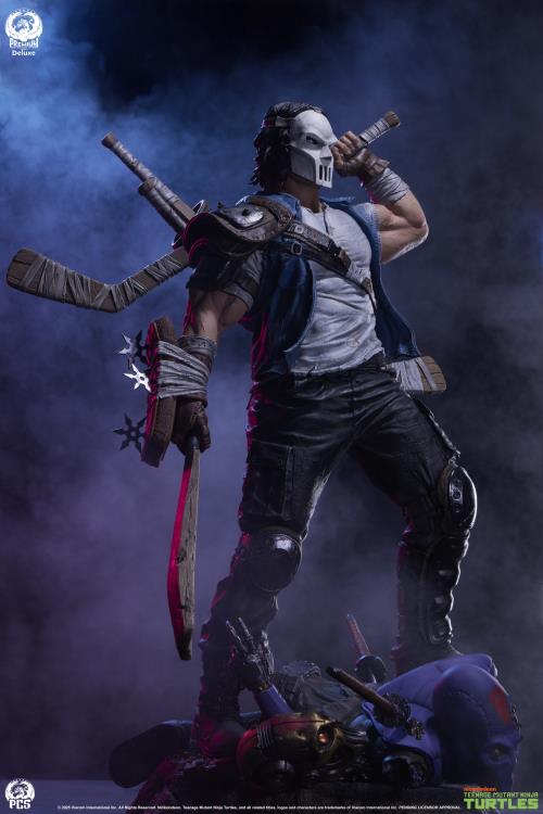 Teenage Mutant Ninja Turtles Legends Casey Jones (Deluxe Ver.) 1/3 Scale Limited Edition Statue Gallery Image 8