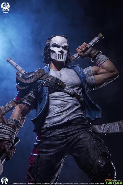 Teenage Mutant Ninja Turtles Legends Casey Jones (Deluxe Ver.) 1/3 Scale Limited Edition Statue Gallery Image 6