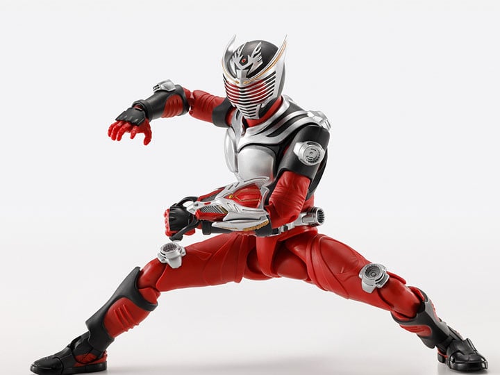 Kamen Rider Ryuki S.H.Figuarts -Shinkocchou Seihou- Kamen Rider Ryuki Action Figure Gallery Image 1