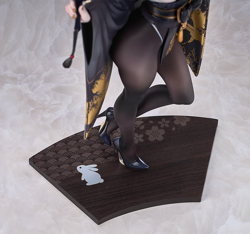 Goddess of Victory: Nikke Blanc (White Rabbit Ver.) 1/7 Scale Figure