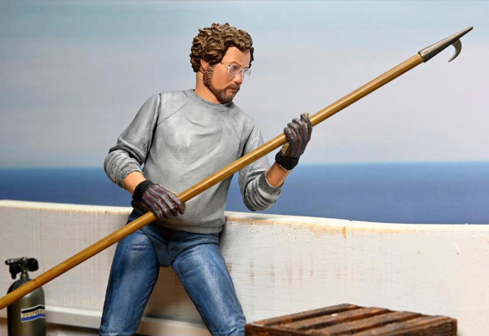 Jaws 50th Anniversary Ultimate Matt Hooper (Amity Arrival) Action Figure Gallery Image 10