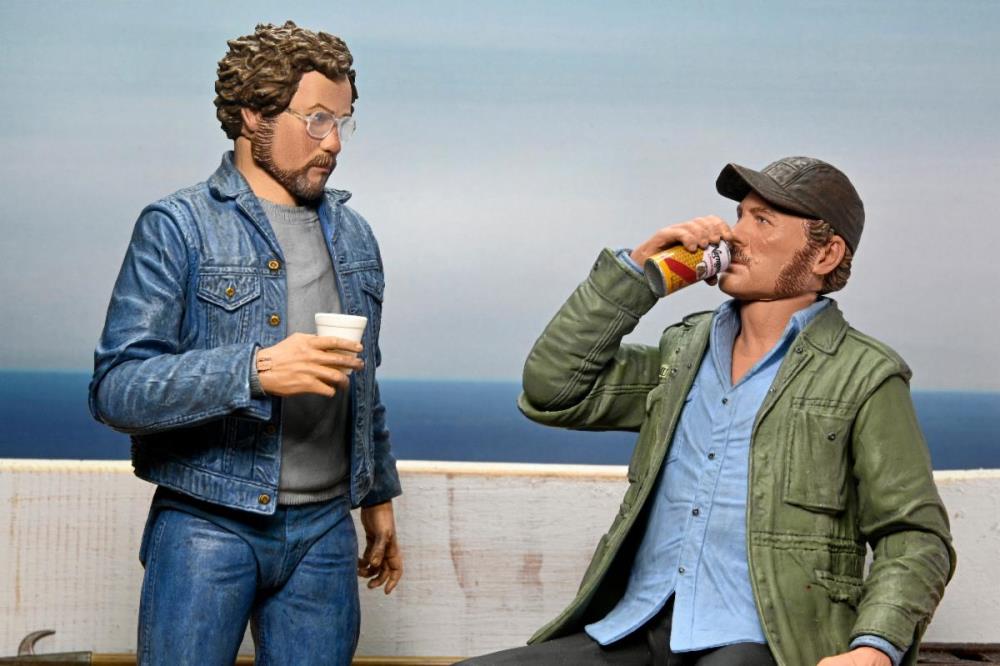 Jaws 50th Anniversary Ultimate Matt Hooper (Amity Arrival) Action Figure Gallery Image 13