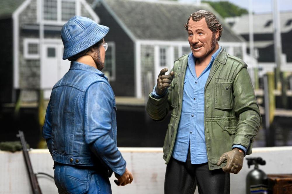 Jaws 50th Anniversary Ultimate Matt Hooper (Amity Arrival) Action Figure Gallery Image 11