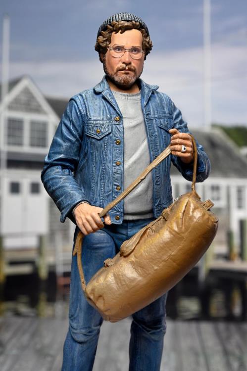Jaws 50th Anniversary Ultimate Matt Hooper (Amity Arrival) Action Figure Gallery Image 4
