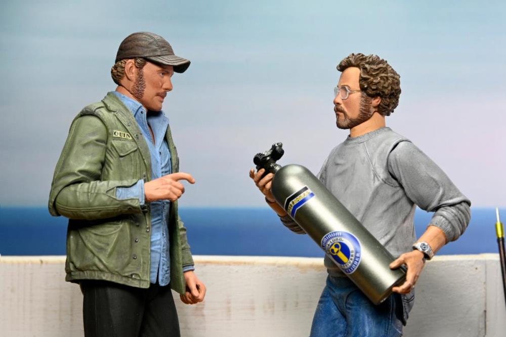 Jaws 50th Anniversary Ultimate Matt Hooper (Amity Arrival) Action Figure Gallery Image 14
