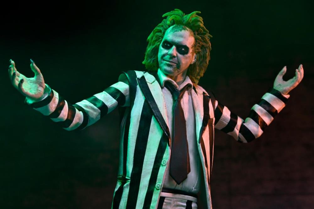 Beetlejuice Beetlejuice Ultimate "Striped Suit" Beetlejuice Action Figure Gallery Image 8
