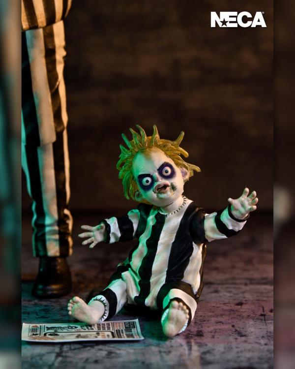 Beetlejuice Beetlejuice Ultimate "Striped Suit" Beetlejuice Action Figure Gallery Image 7