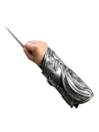 Assassin's Creed Brotherhood The Hidden Blade of Ezio Auditore Prop Replica Gallery Image 2