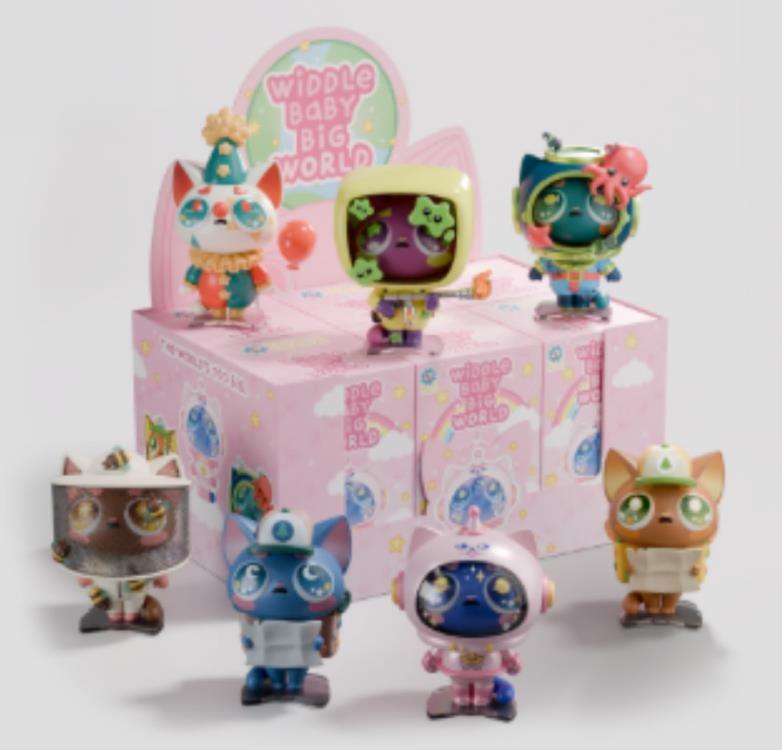 Widdle Baby, Big World Random Figure Gallery Image 3