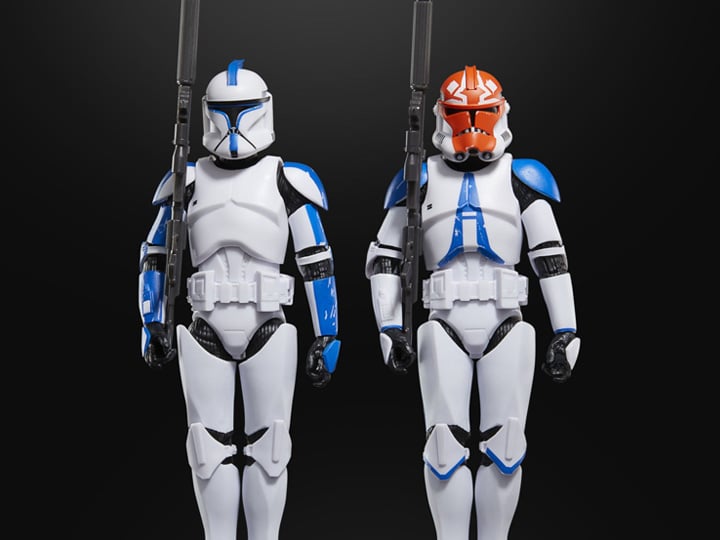 Star Wars: The Black Series Phase I Clone Trooper Lieutenant & 332nd Ahsoka's Clone Trooper Action Figure Two-Pack (Ahsoka) Gallery Image 1