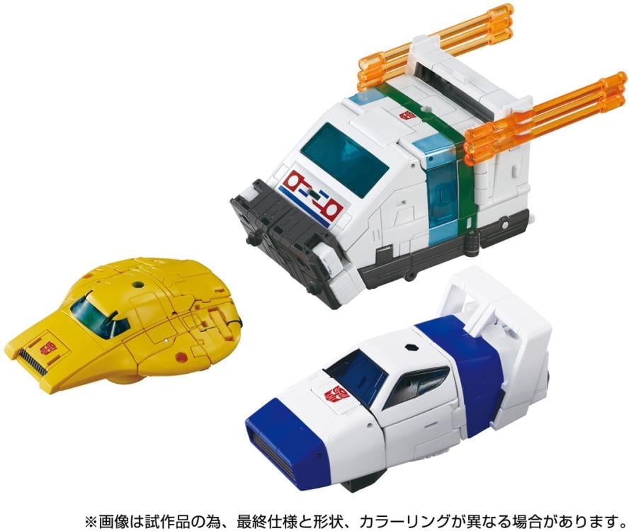Transformers Dramatic Capture Series Cybertron Chase Three-Pack of Figures Gallery Image 6