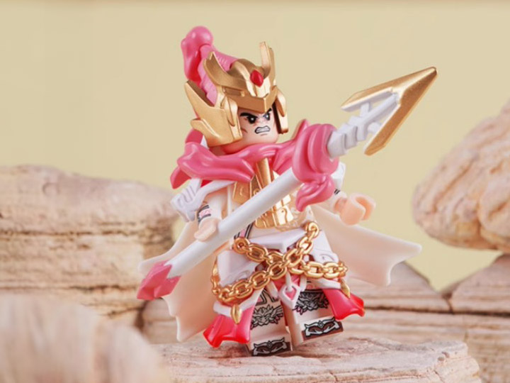 Three Kingdoms Five Tiger Generals Zhao Yun (Valentine's Day Pink) Limited Edition Mini Figure Gallery Image 1