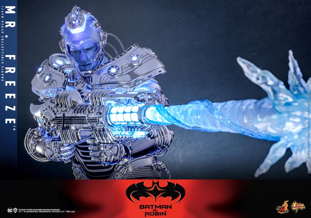 Batman & Robin MMS800 Mr. Freeze (Deluxe Ver.) 1/6th Scale Collectible Figure Gallery Image 8