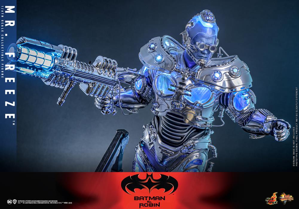 Batman & Robin MMS800 Mr. Freeze (Deluxe Ver.) 1/6th Scale Collectible Figure Gallery Image 19