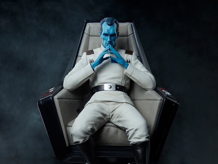 Star Wars Premium Format Grand Admiral Thrawn Statue Gallery Image 1