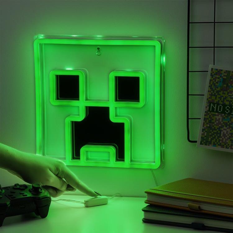 Minecraft Creeper LED Neon Light Gallery Image 3