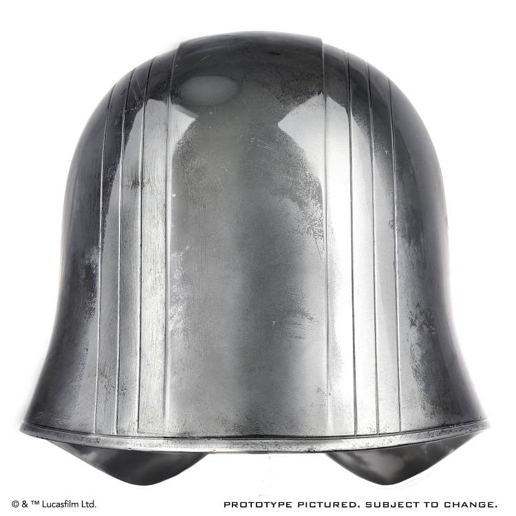 Star Wars Premier Line Captain Phasma (The Force Awakens) 1:1 Scale Wearable Helmet Gallery Image 4