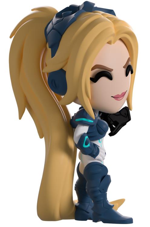 StarCraft Nova Terra Vinyl Figure Gallery Image 3
