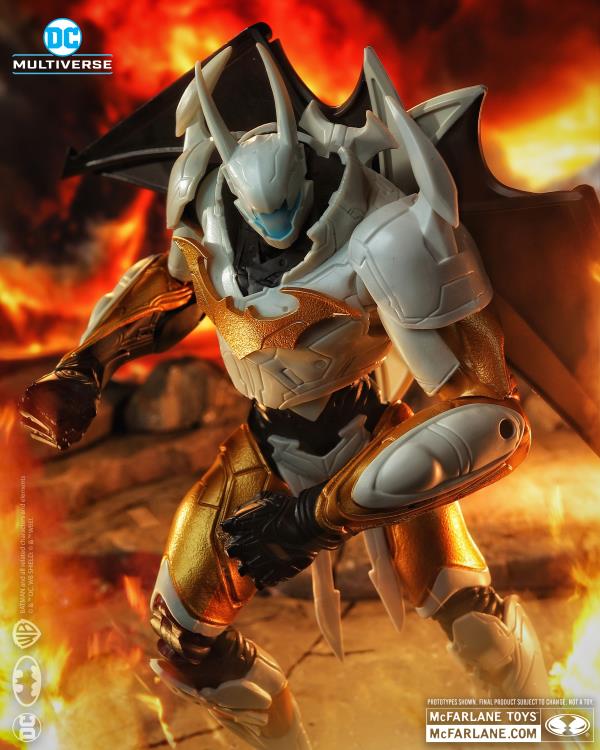 Justice League: The Sixth Dimension DC Multiverse Batman (Final Suit) Mega Action Figure Gallery Image 5