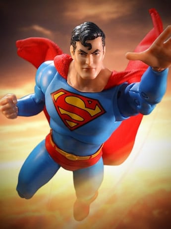 DC: The Silver Age Superman 7" Action Figure (With Digital Code) Gallery Image 2