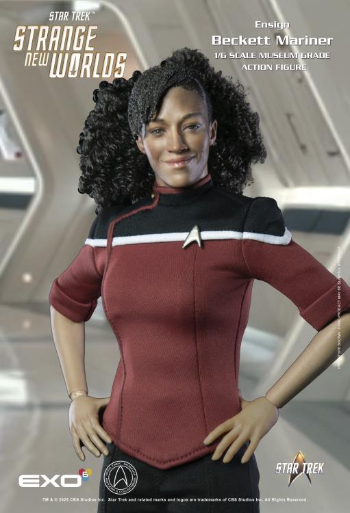 Star Trek: Strange New Worlds Ensign Beckett Mariner 1/6 Scale Figure Gallery Image 7