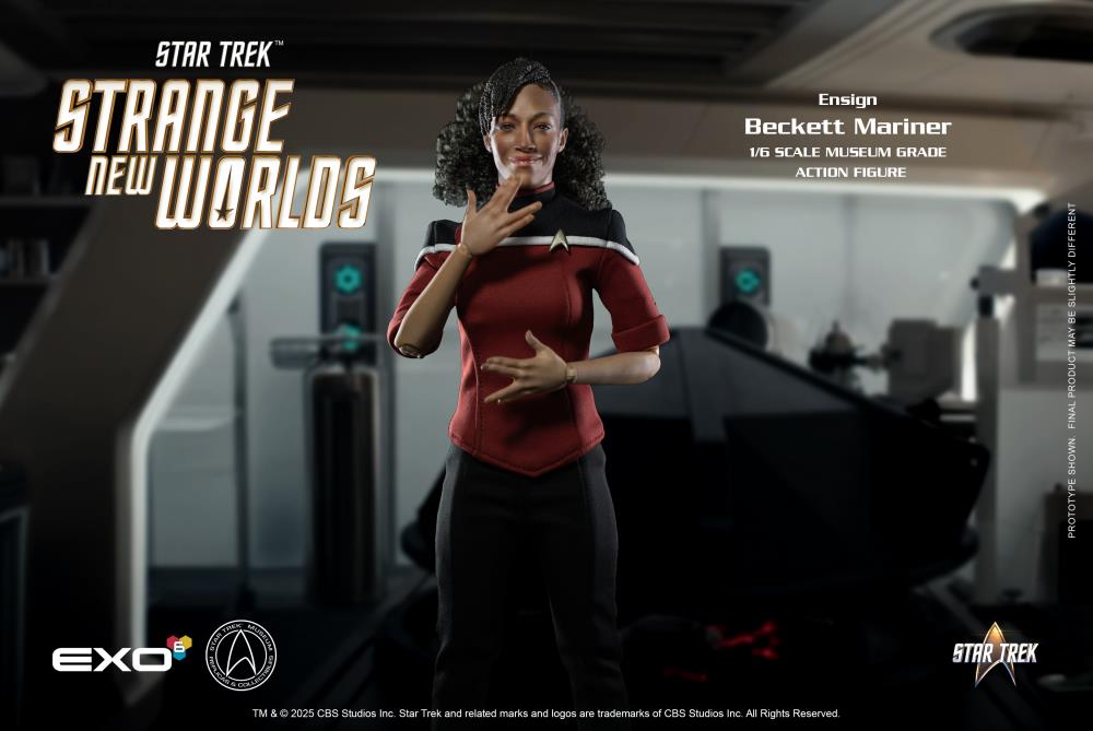 Star Trek: Strange New Worlds Ensign Beckett Mariner 1/6 Scale Figure Gallery Image 4