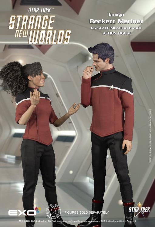 Star Trek: Strange New Worlds Ensign Beckett Mariner 1/6 Scale Figure Gallery Image 8