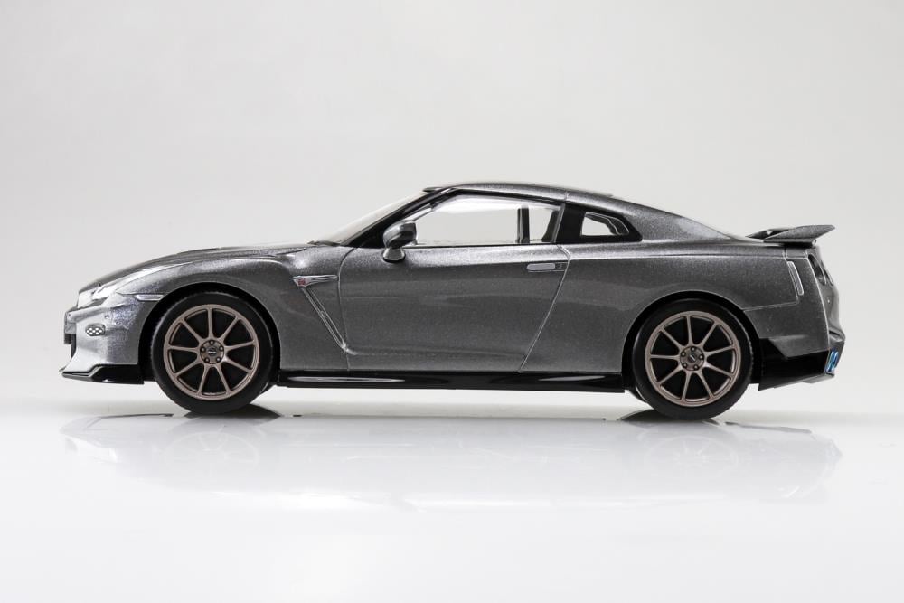 Aoshima Snap Kit No.3-DM Nissan GT-R R35 2024 (Dark Metal Gray) 1/32