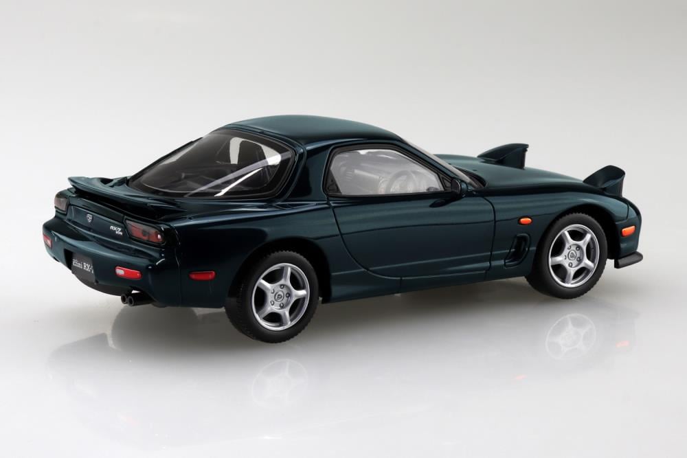 Aoshima Snap Kit No.4-MB Mazda Efini FD3S RX-7 (Montego Blue Mica) 1/32 Scale Model Kit Gallery Image 3