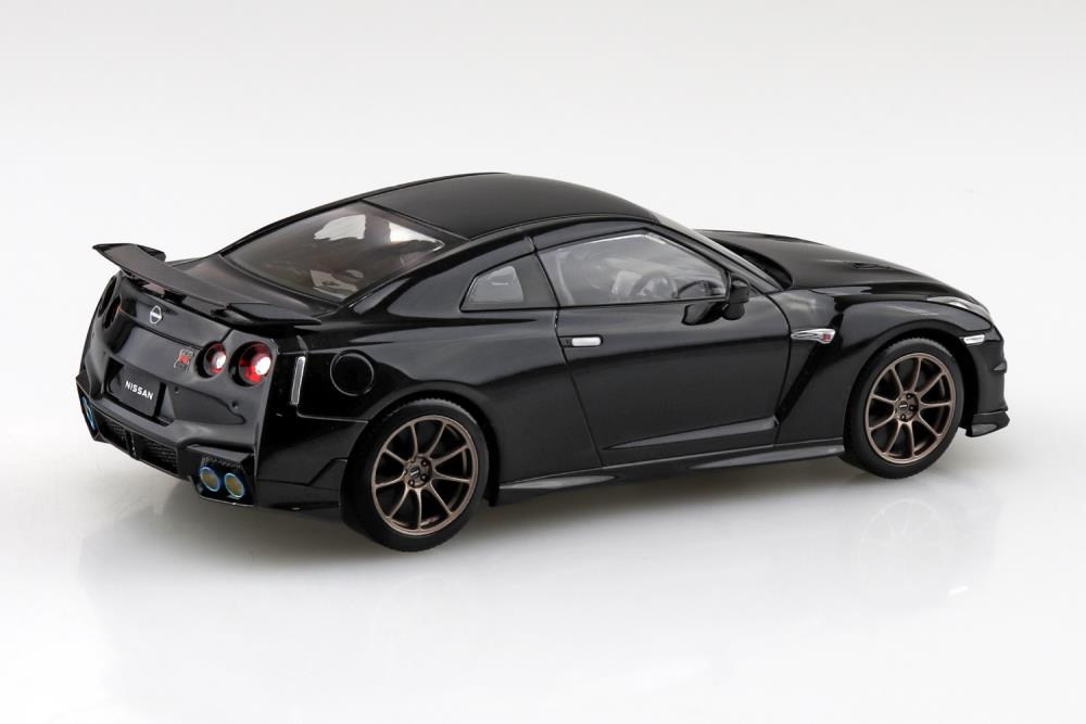 Aoshima Snap Kit No.3-MB Nissan GT-R R35 2024 (Meteor Flake Black Pearl) 1/32 Scale Model Kit Gallery Image 3