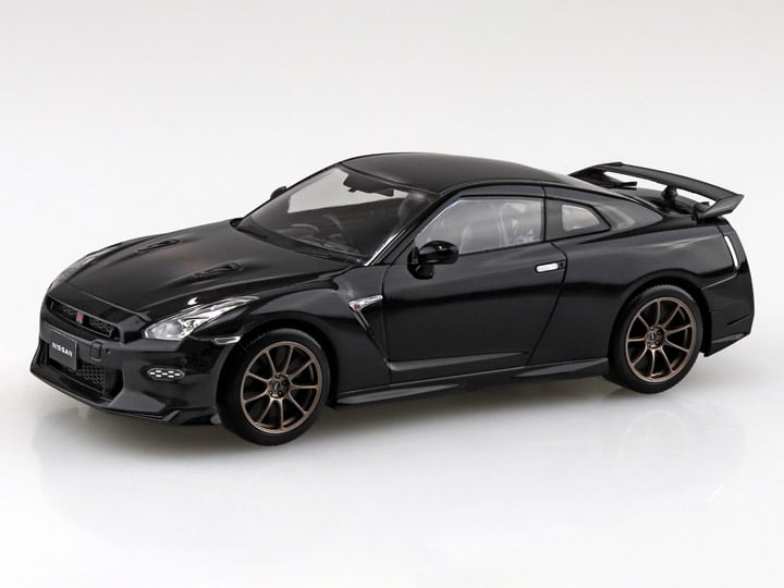 Aoshima Snap Kit No.3-MB Nissan GT-R R35 2024 (Meteor Flake Black Pearl) 1/32 Scale Model Kit Gallery Image 1