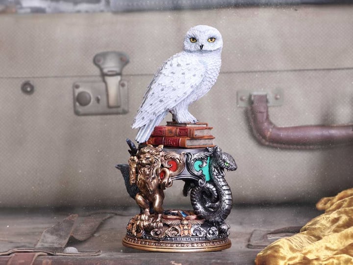 Harry Potter Hedwig Figurine Gallery Image 1